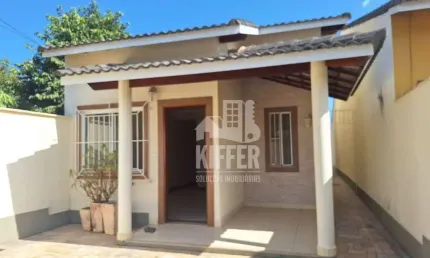 Casa com 2 dormitórios à venda, 100 m² por R$ 460.000,01 - Barroco (Itaipuaçu) - Maricá/RJ