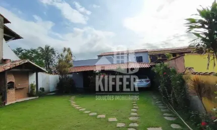 Kiffer Imóveis Apresenta: Casa em Itaipuaçu - 4 Quartos, 2 Suítes, 440m² - Próxima à Praia!