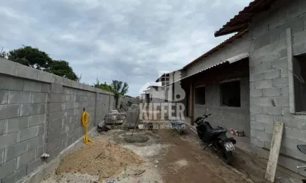 Casa 2 Quartos com Suíte e Gourmet a 10min da Praia