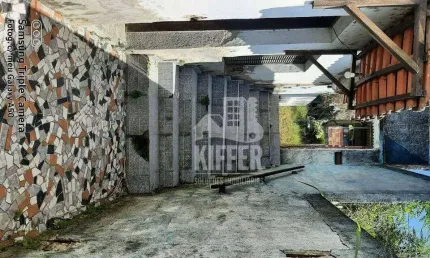 Terreno à Venda com 250m² em Rua Asfaltada – Ótima Localização e Próximo ao Ponto Final do Ônibus Gratuito