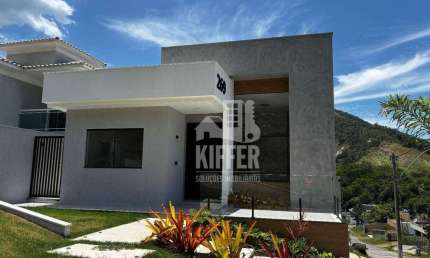 Casa Alto Padrão 3 Quartos com Piscina em Condomínio – Itaipuaçu
