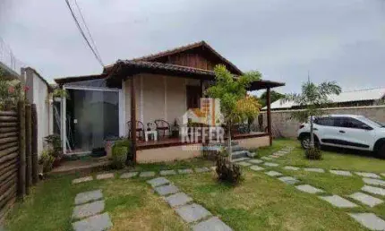 Casa com 3 dormitórios à venda, 96 m² por R$ 319.000,00 - Cajueiros (Itaipuaçu) - Maricá/RJ