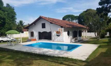 Casa com 3 dormitórios para alugar, 180 m² por R$ 3.140,47/mês - Jacaroá - Maricá/RJ