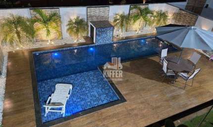 Casa com 4 dormitórios à venda, 290 m² no Alphaville
