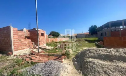 Terreno à venda na Rua Irene Ribeiro, 42, Jardim Atlântico Leste (Itaipuaçu), Maricá