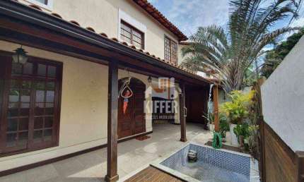 Casa com 4 quartos à venda, 180 m² por R$ 780.000 - São Francisco - Niterói/RJ