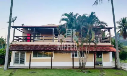 Chácara com 4 quartoss para alugar, 5000 m² por R$ 6.075/mês - Ubatiba - Maricá/RJ