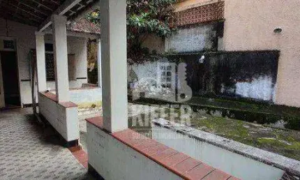 Casa com 2 Quartos à Venda – Próxima a Universidades e Pontos Turísticos de Niterói