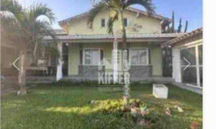 Casa com 3 quartos para alugar, 227 m² por R$ 7.125/mês - Cordeirinho - Maricá/RJ