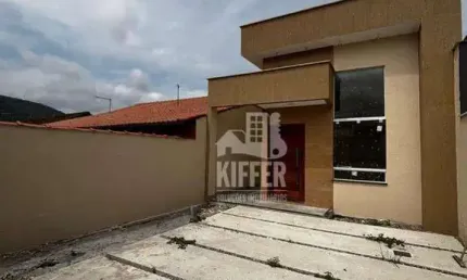 Casa 3 Quartos com Suíte e Área Gourmet | Terreno Amplo | Acabamento de Alto Padrão