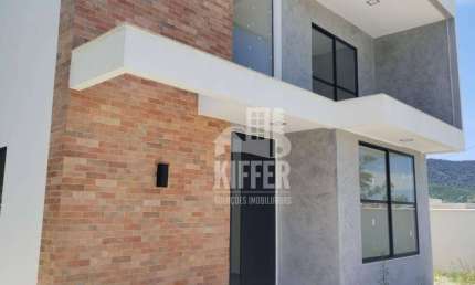 Casa com 4 dormitórios para alugar, 208 m² por R$ 6.200,00/mês - Ubatiba - Maricá/RJ