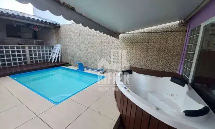 Casa com 2 dormitórios para alugar, 85 m² por R$ 4.580,00/mês - Cordeirinho - Maricá/RJ