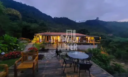 Belo sítio com estrutura de pousada à venda em três picos, nova friburgo – região serrana do rj