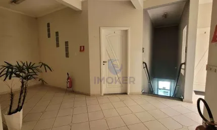 Sala comercial no centro da cidade, Suzano/SP; banheiro privativo