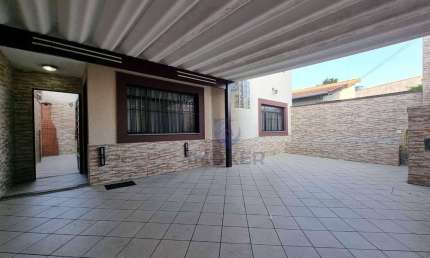 Sobrado no Jardim Imperador, Suzano/SP; 3 quartos (1 suíte com closet); 3 vagas; mobiliado