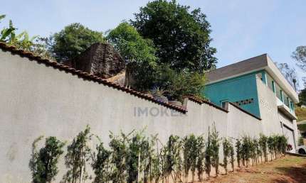 Chácara em Suzano/SP, 3 quartos (1 suíte); 6 vagas; 280 m²