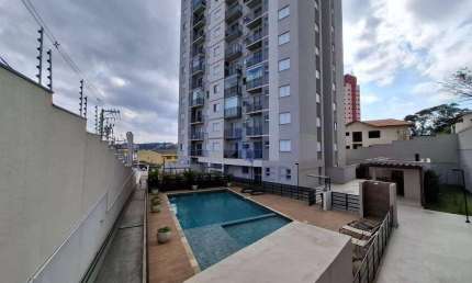 Apartamento com 2 quartos (1 suíte); sacada; 1 vaga coberta, no Únicco Poá, bairro Vl. Santa Maria em Poá/SP.