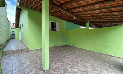 Casa térrea em suzano/sp; 2 dormitórios; churrasqueira; sala de estar; cozinha; 1 vaga coberta.