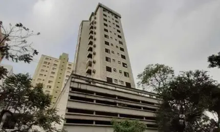 Centro/Lourdes, 1 qto, 1 vaga livre, mobiliado e montado
