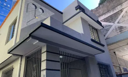 PARA FINS COMERCIAIS, 2 andar de uma casa comercial na Rua São Paulo, local de muito movimento