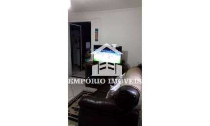 Apartamento médio com 2 dormitórios na Cidade Tiradentes