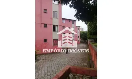 Apartamento médio com 2 dormitórios na Cidade Tiradentes.