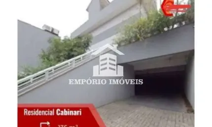 Casa em condomínio fechado com dois dormitórios e 2 suite em Analia Franco