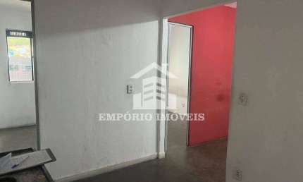 APARTAMENTO COM TRÊS DORMITÓRIOS NA AVENIDA LEANDRO