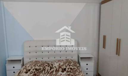Apartamento Reformado com 02 dormitórios no Jd. Colônia