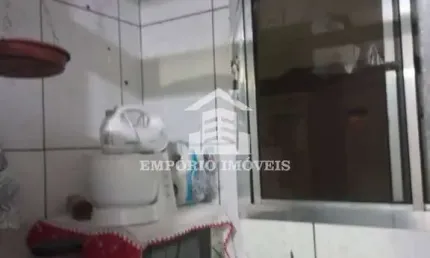 vende-se apartamento com 02 dormitórios na Inácio Monteiro