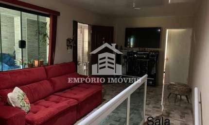 VENDE-SE UMA CASA NA REGIÃO DO JARDIM CAMPOS EM GUAIANAZES