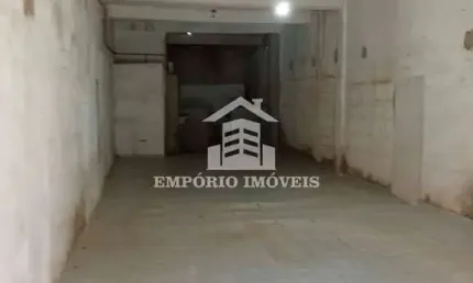 Aluga-se salão comercial com boa localização e rua com grande movimentação