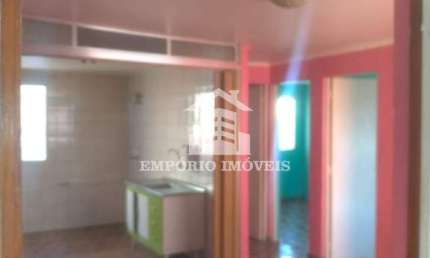 aluga-se apartamento 2 cômodos na avenida principal dos têxteis