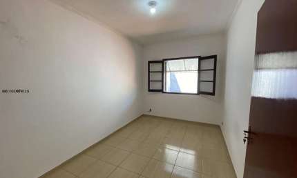 Sobrado para Venda em Mogi das Cruzes, Residencial Colinas, 3 dormitórios, 1 suíte, 3 banheiros, 2 vagas