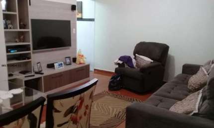 Casa para Venda em Poá, Jardim Nova Poá, 3 dormitórios, 2 banheiros, 3 vagas