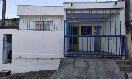 Casa para Venda em Mogi das Cruzes, Vila Cecília, 3 dormitórios, 2 banheiros, 2 vagas