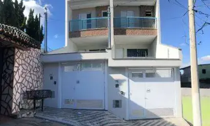 Sobrado novo a venda 92m² / 3 quartos sendo 1 suíte e garagem para 6 carros - zona norte