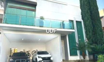 A venda casa sobrado alto padrão, cond. Villagio das flores, localização privilegiada.