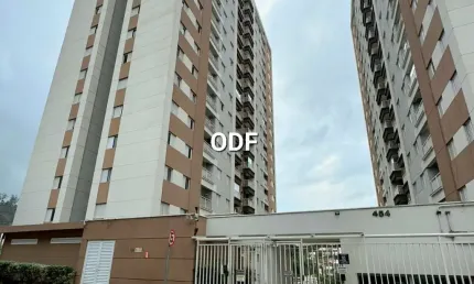 Ótimo apto com lazer completo 2 dorm, sacada, piscina.