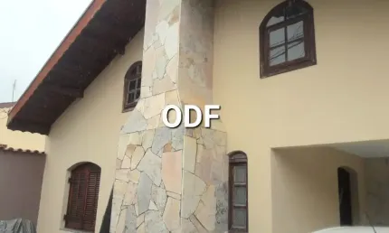 Casa com 2 quartos à venda na Rua Santa Terezinha, 14, Vila Santa Terezinha, Várzea Paulista