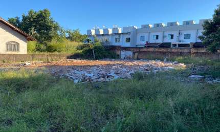 Terreno comercial à venda na Rua Camocim, Petrópolis, Joinville