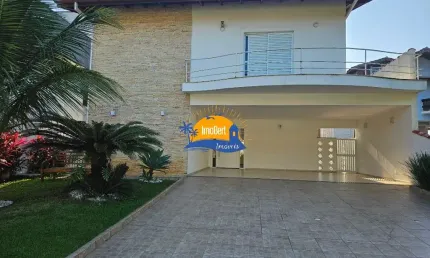 Casa de Condomínio à Venda em Bertioga-SP: 6 Quartos, 5 Suítes, 3 Salas, 7 Banheiros, 7 Vagas de Garagem!