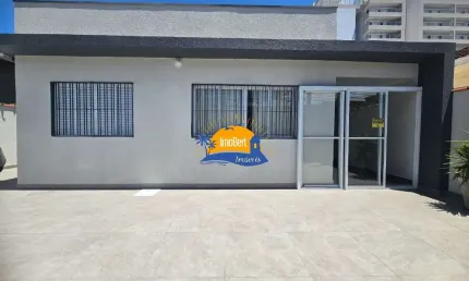 Casa à venda em bertioga-sp, centro, proximo a praia, 3 quartos, 2 suítes, 1 sala, 3 banheiros, 5 vagas, 170,59 m². imperdível!