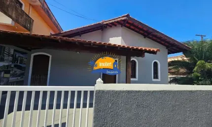 Casa térrea à venda em Bertioga-SP, bairro Vista Linda, com 2 quartos, 1 sala, 1 banheiro, 2 vagas, 97,59 m² de área construída.