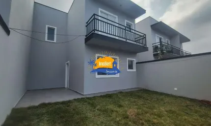 Imperdível! Casa à venda no Centro de Bertioga-SP: 2 quartos, 2 suítes, 2 salas, 2 banheiros, 2 vagas, 90m². Venha conferir!