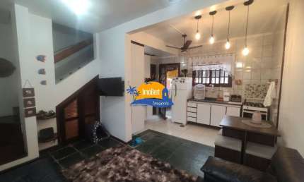 Imperdível oportunidade de LOCAÇÃO de casa em condomínio no Centro de Bertioga-SP: 2 quartos, 1 banheiro, 1 vaga, 80,21m².