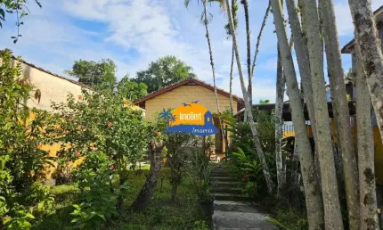 Casa térrea para reforma à venda em Bertioga-SP, Centro - 2 quartos, 205,61 m² de área e 395 m² de área total
