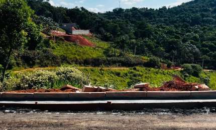 Terreno à venda na Avenida Francisco Lourenço, 657, Águas de Igaratá, Igaratá