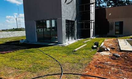 Valor inclui terreno, piscina, churrasqueira 100% pronta