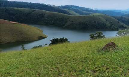 Terreno em condomínio fechado à venda na Rua Santa Cruz, 55, Cachoeira, Santa Isabel